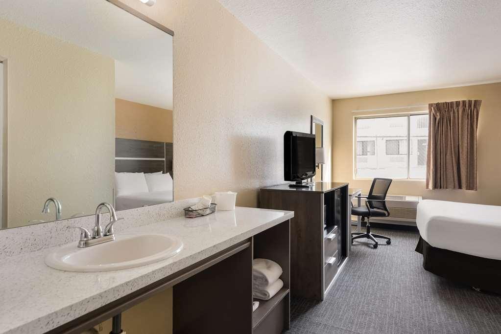 Surestay Hotel By Best Western Веллс Номер фото